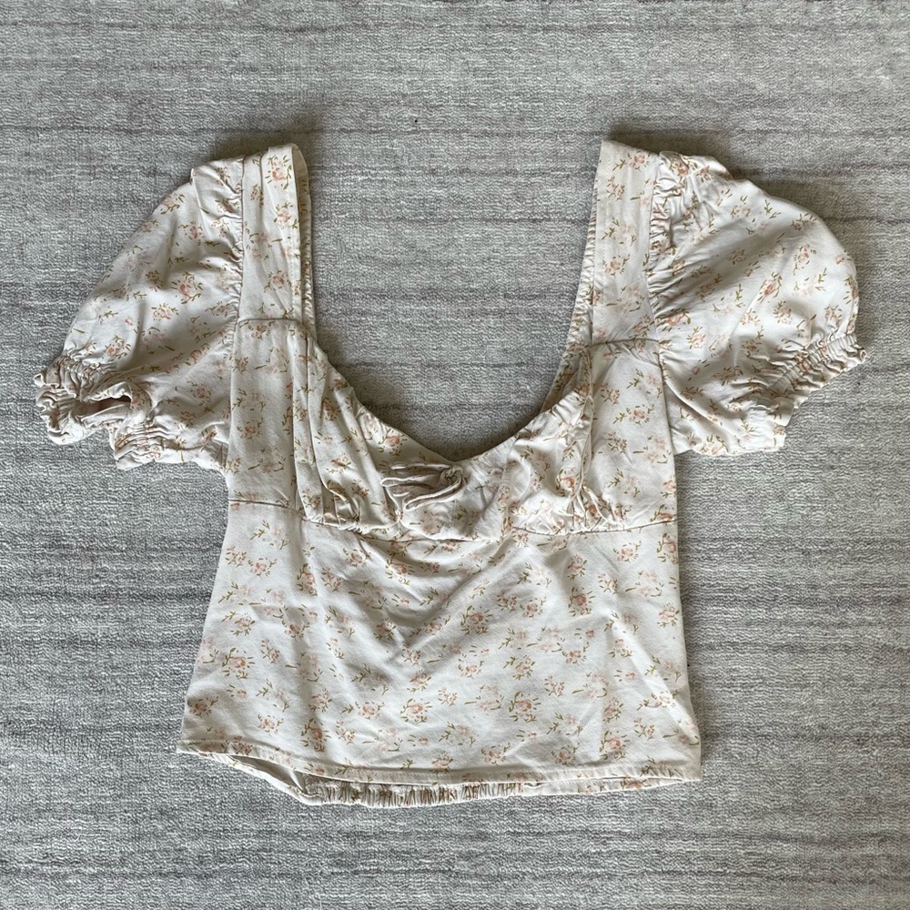 Urban Outfitters Floral Cropped Blouse